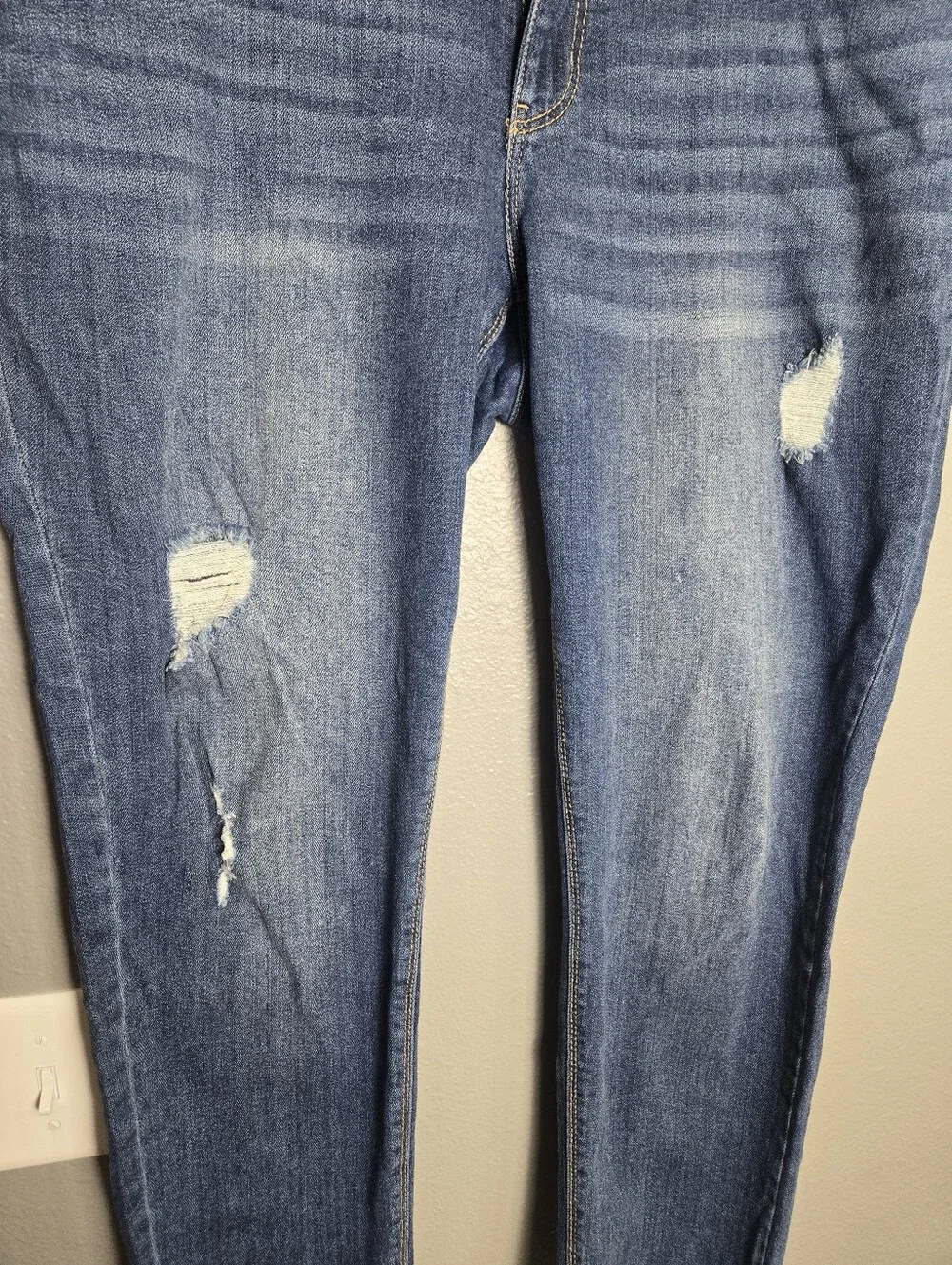 C Est 1946 Midrise Ankle Crop Jeans Size 14